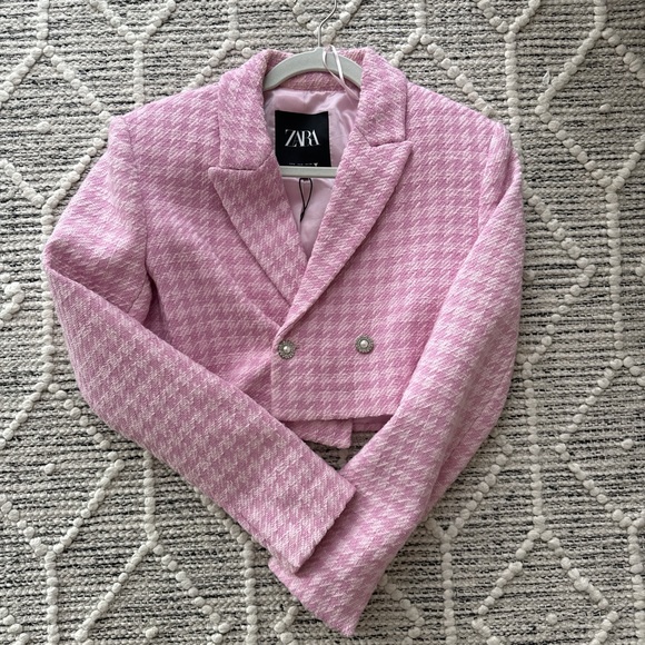 Zara Jackets & Blazers - Zara Light Pink Tweed Cropped Blazer